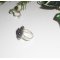 Originele cabochon ring met pyriet steen op verstelbare ring
