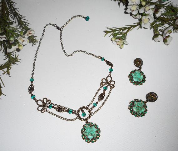 Groen kristal bloemen camee oorbellen