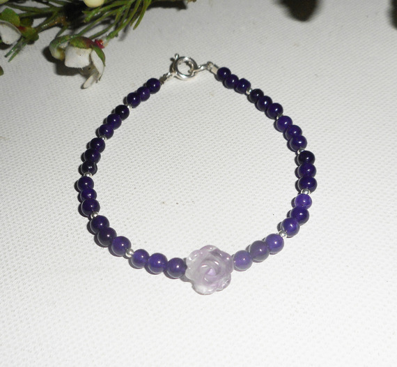 Amethist parel en roos armband op zilveren sluiting