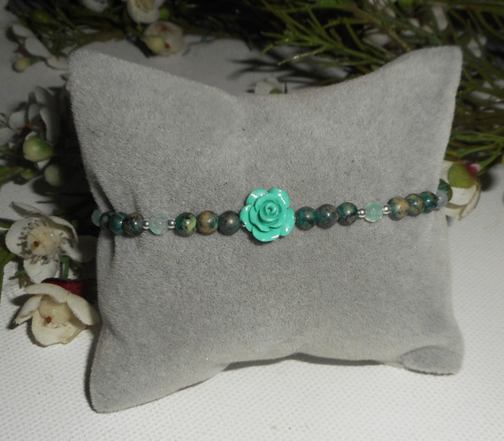 Parels en roze groene gorgonian armband op zilveren sluiting