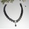 Zwarte kanten ketting met bohemian kristallen druppel