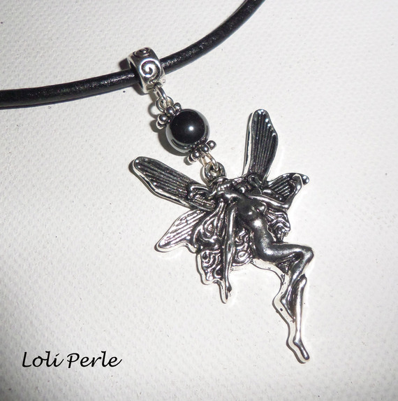 Fairy ketting met hematietsteen op zwart leer