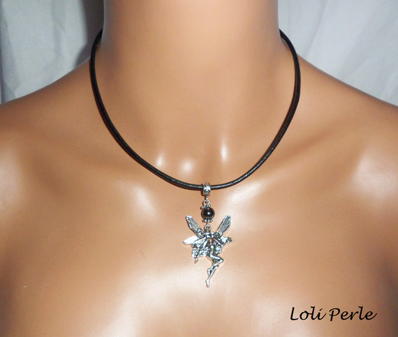 Fairy ketting met hematietsteen op zwart leer