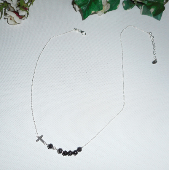 925 zilveren choker ketting met zwart kristallen kruis en kralen