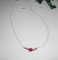 Roze halsketting met rode gorgon aan 925 zilveren ketting
