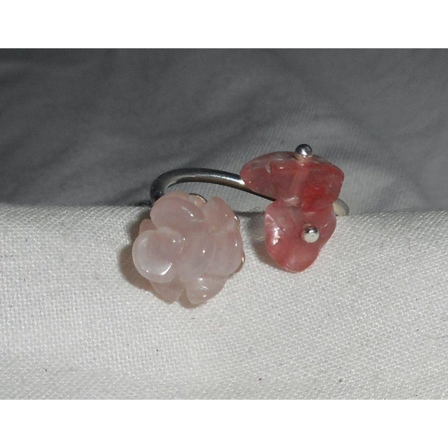 Bloem en steen ring - roze kwarts en zilver 925