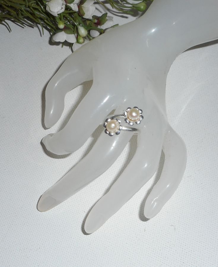 Originele 925 zilveren ring met dubbele bloem en witte gekweekte parels