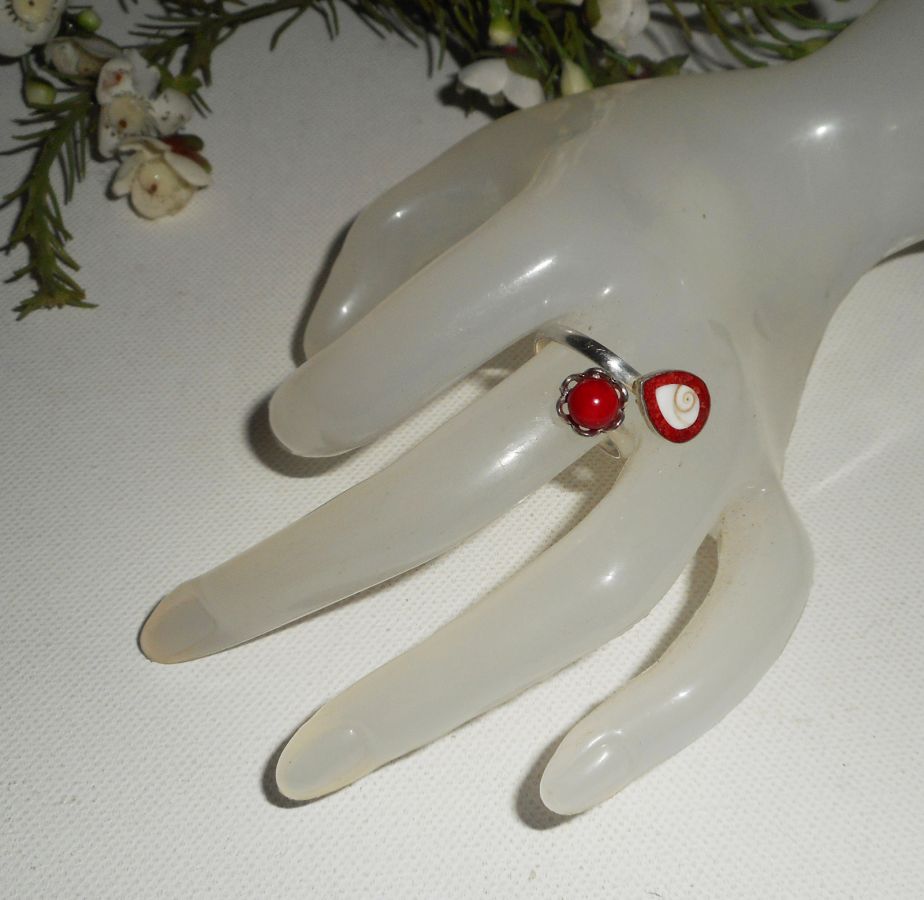 Originele 925 zilveren ring met rode gorgon en St. Lucia oog