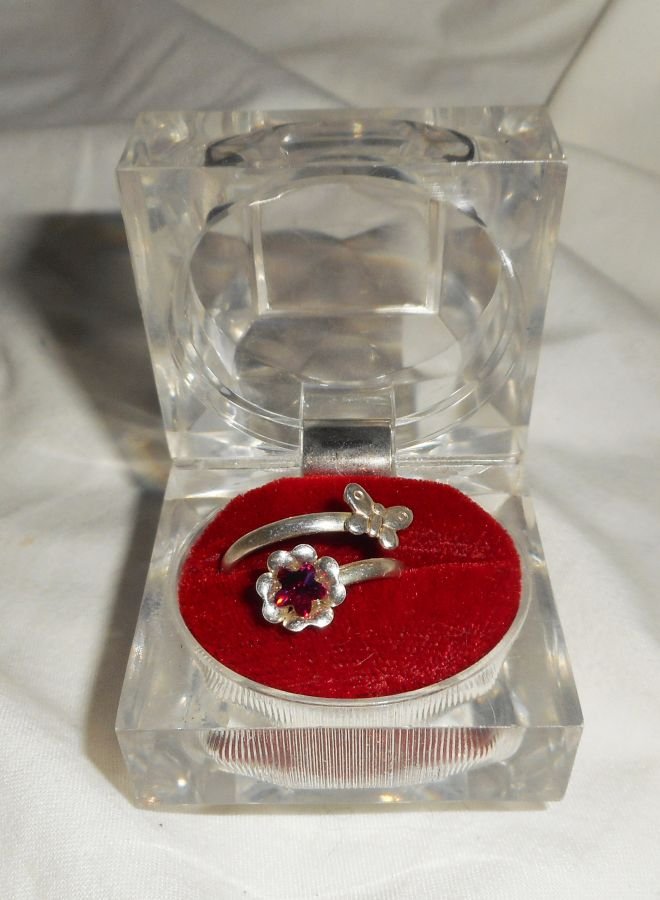 Originele 925 zilveren ring met kristallen bloem en vlinder