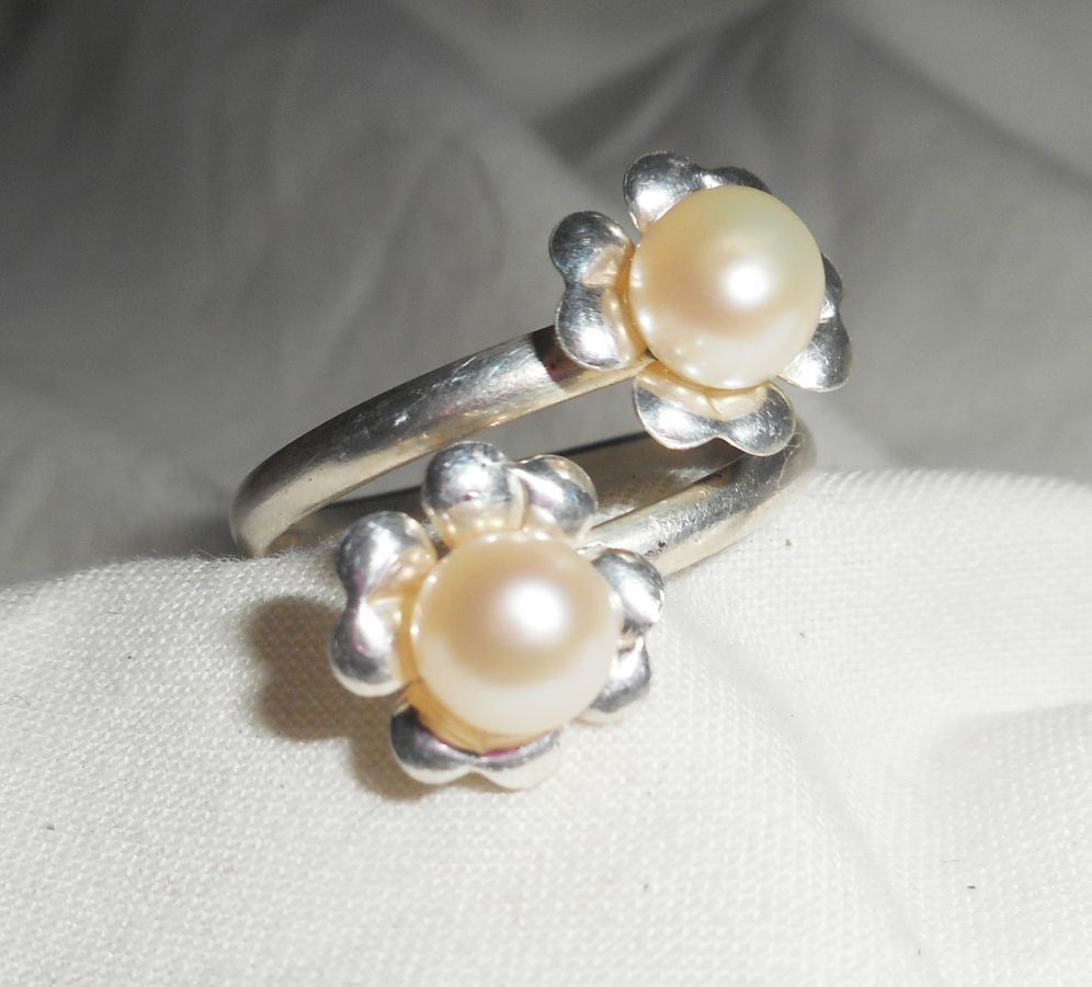 Originele 925 zilveren ring met dubbele bloem en witte gekweekte parels