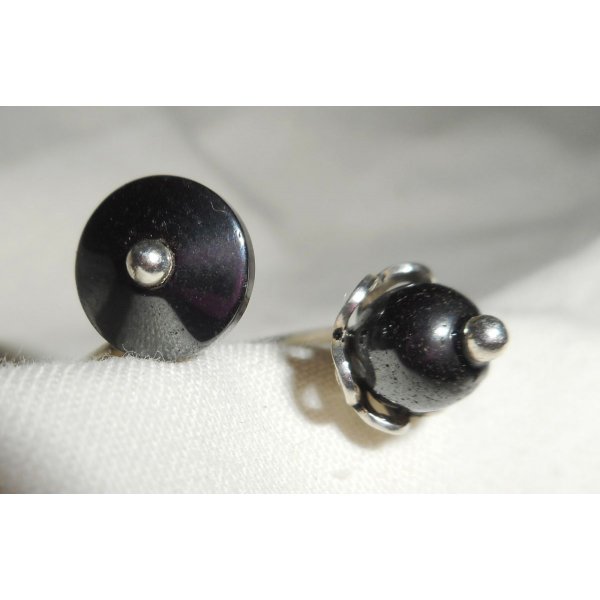 Originele 925 zilveren ring met ronde en platte grijze hematietstenen