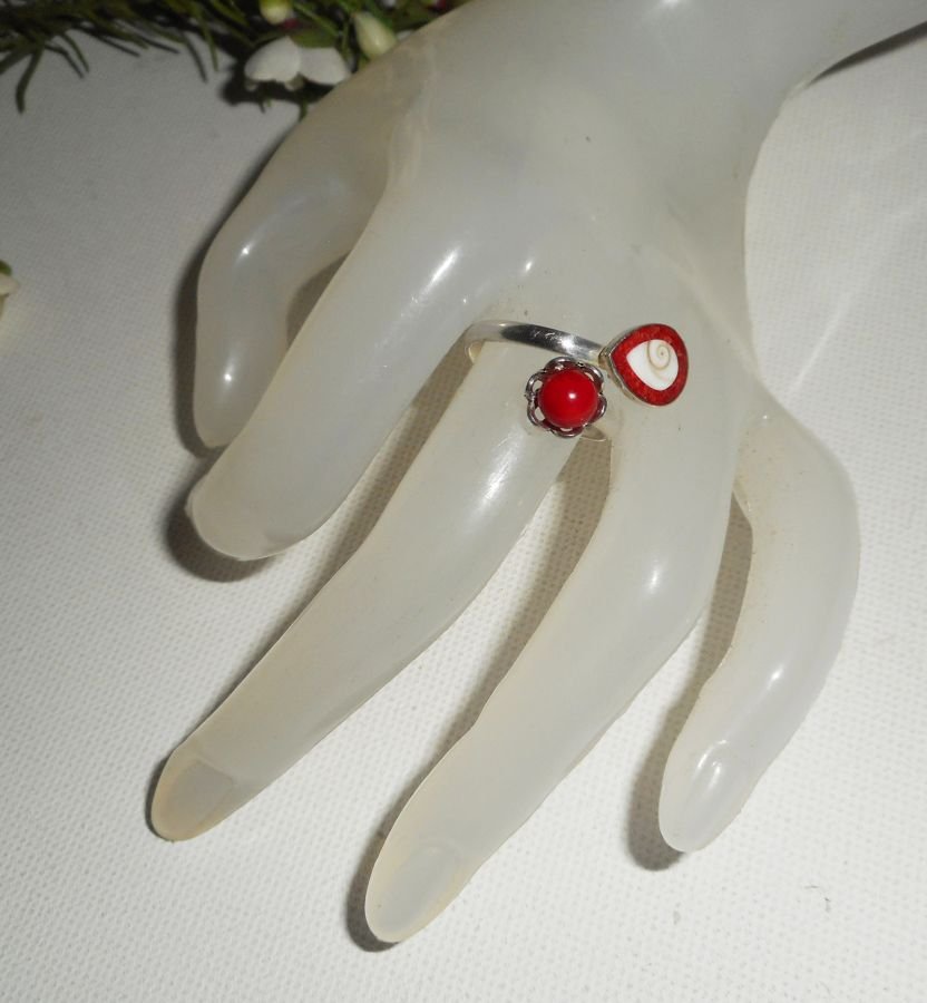 Originele 925 zilveren ring met rode gorgon en St. Lucia oog