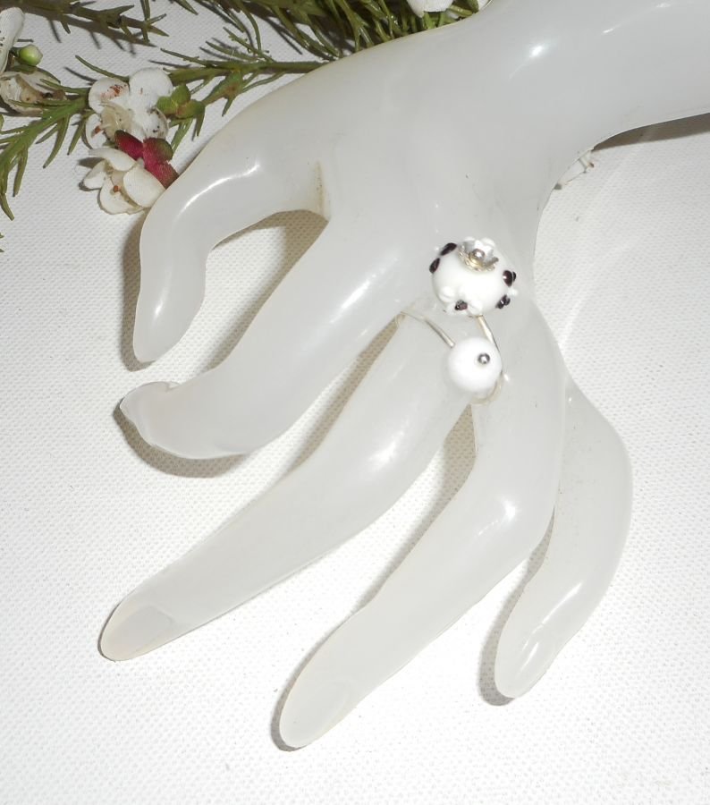 Originele 925 zilveren ring met witte jade steen en lampwork parel