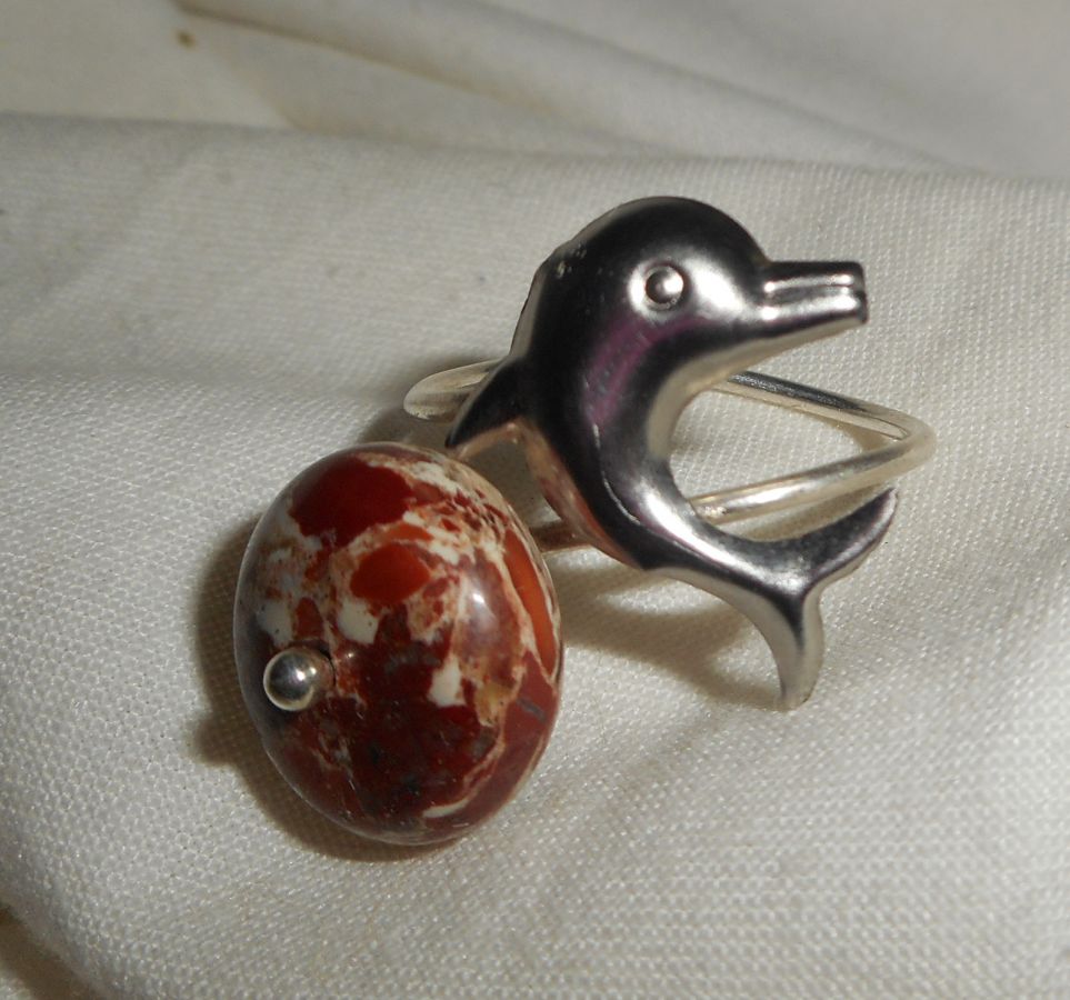 Originele 925 zilveren ring met jaspissteen en dolfijn