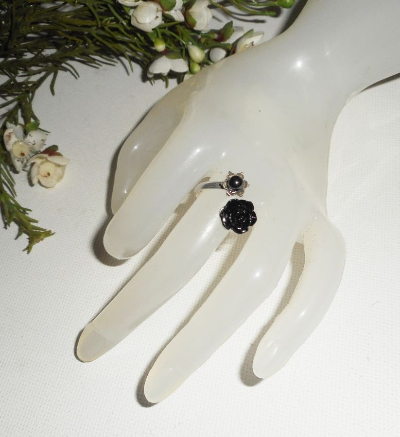 Originele 925 zilveren ring met zwarte roos en grijze hematiet ronde stenen 