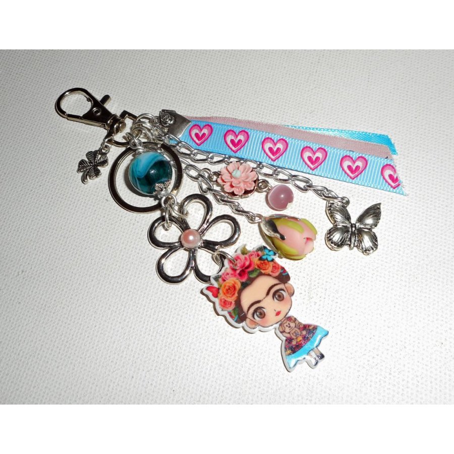 Frida roze en blauwe tas/sleutelhanger met bloemen en linten