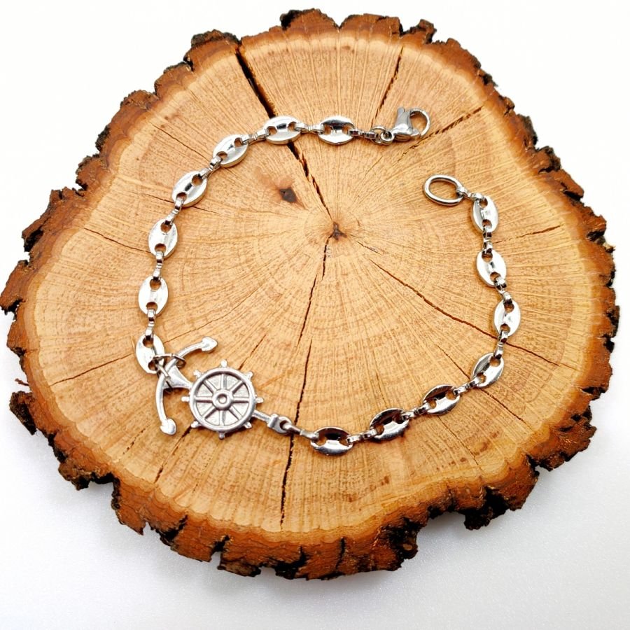 Anker en roer armband aan stalen koffiebonen ketting 