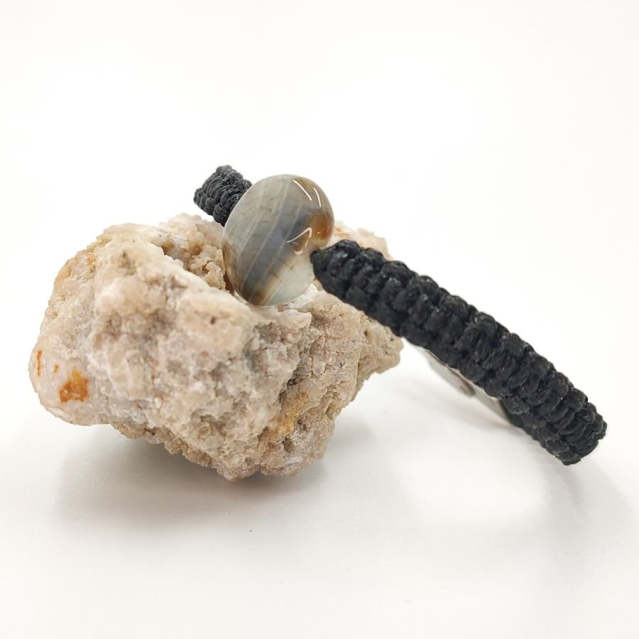 Geweven touw armband met blauwe agaat steen