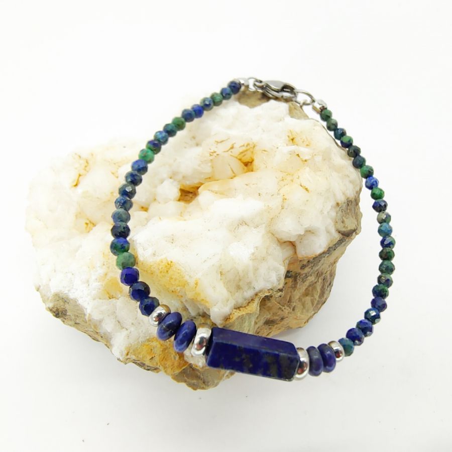 Dunne armband met Lapis Lazuli stenen 