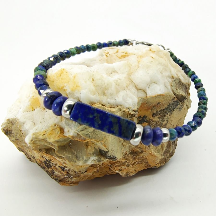 Dunne armband met Lapis Lazuli stenen 