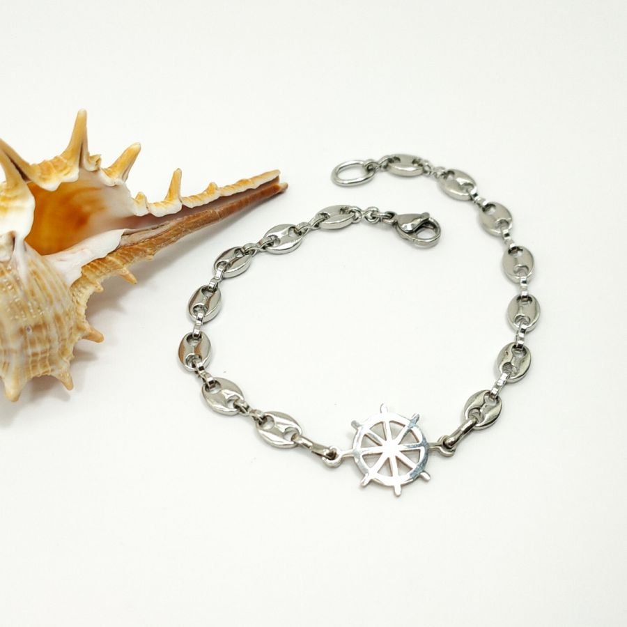Stuurwielarmband aan stalen koffiebonenketting 