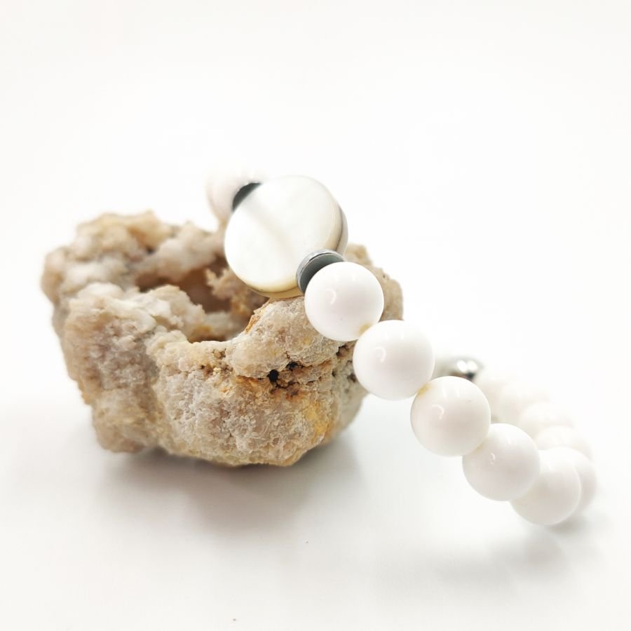 Herenarmband in witte schelp en parelmoer