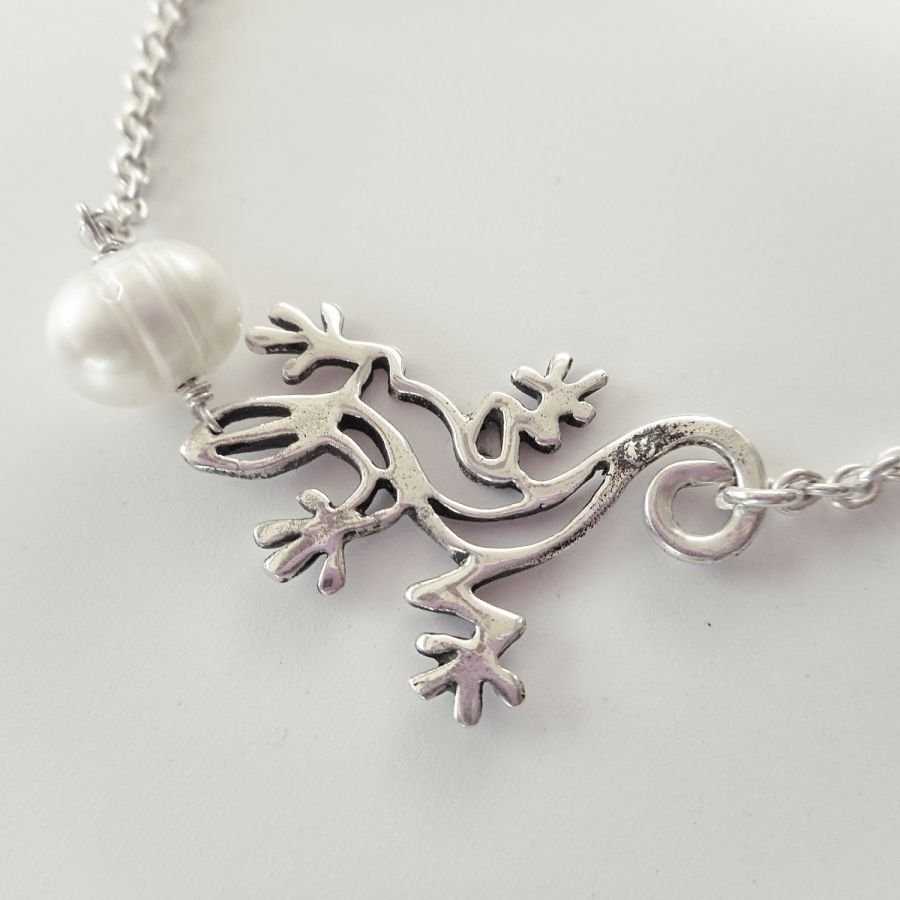 Gekweekte parel en geiko armband aan 925 zilveren ketting