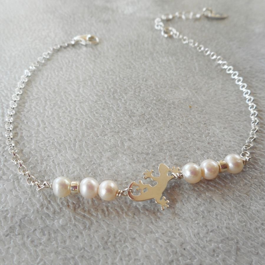 Gekweekte parel en tarantula armband aan 925 zilveren ketting