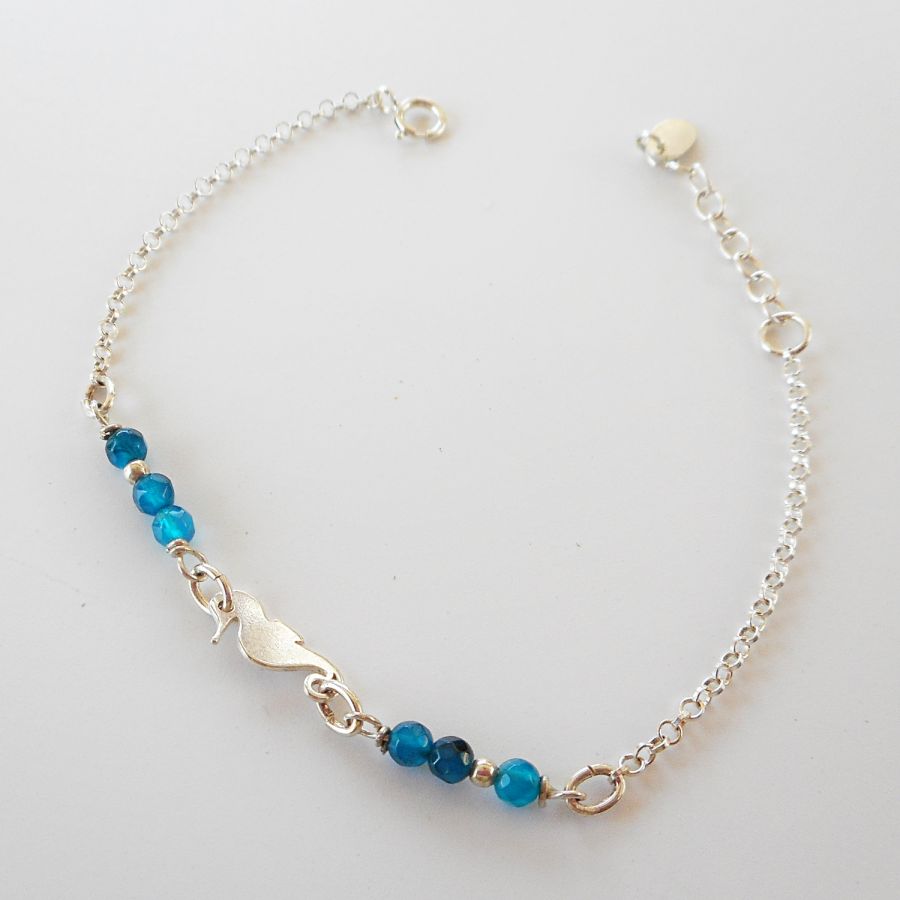 Blauwe agaat stenen armband met zeepaardje aan 925 zilveren ketting