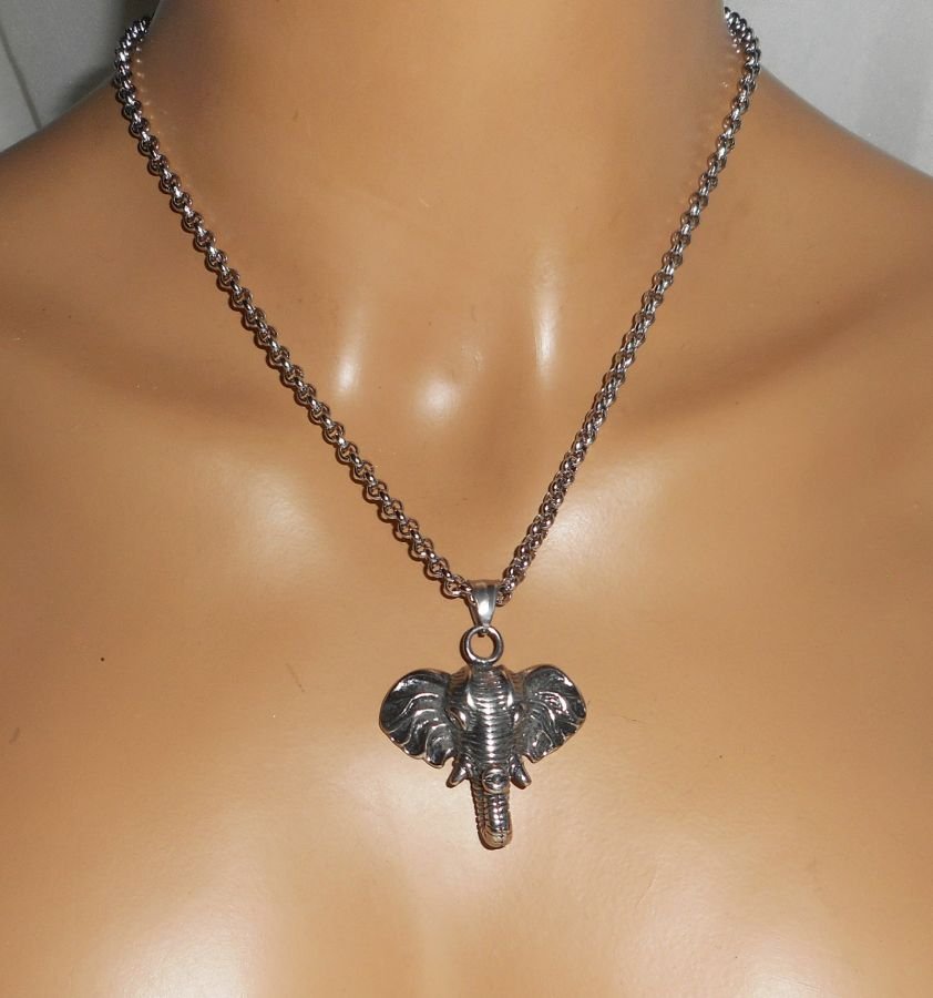 Olifantenketting aan roestvrijstalen ketting