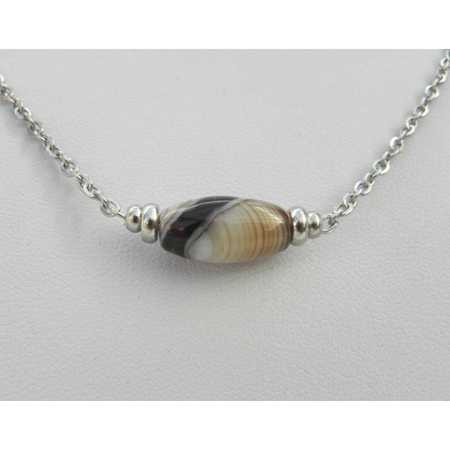 Solitaire ketting met buis agaat steen en roestvrij stalen kralen