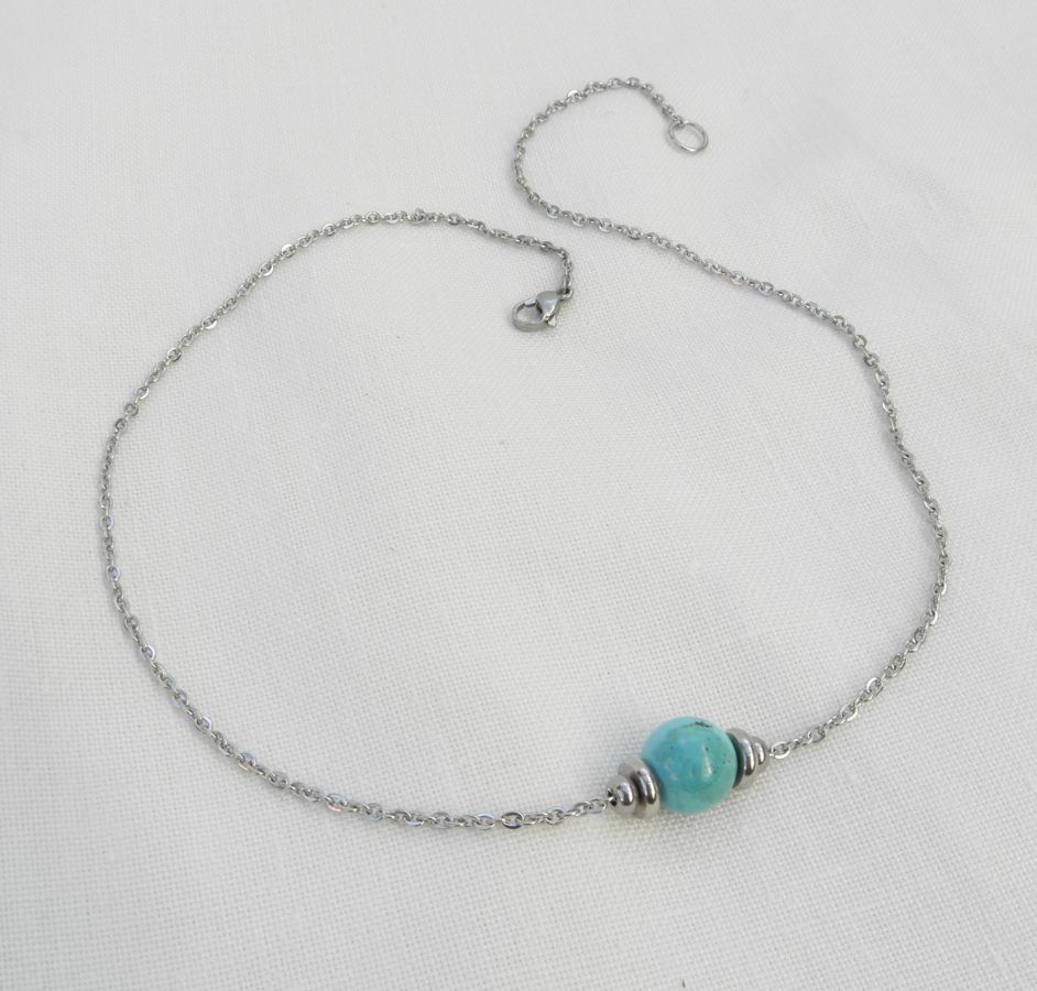 Solitaire ketting met blauwe amazonietsteen en roestvrijstalen kralen