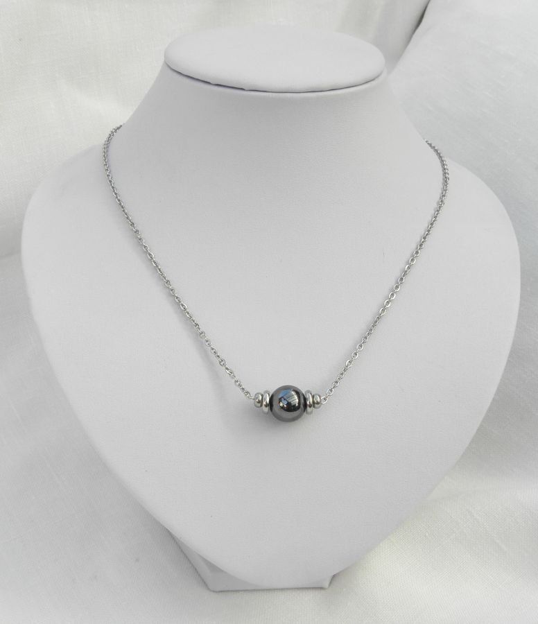Solitaire ketting met hematietsteen en roestvrijstalen kralen