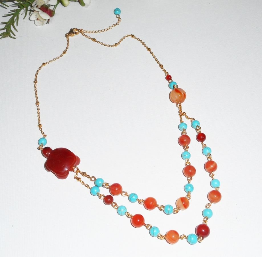 Schildpad ketting met carneool en turquoise stenen 