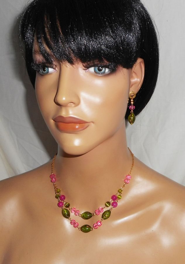 Murano glas en roze en groen kristal ketting aan stalen ketting