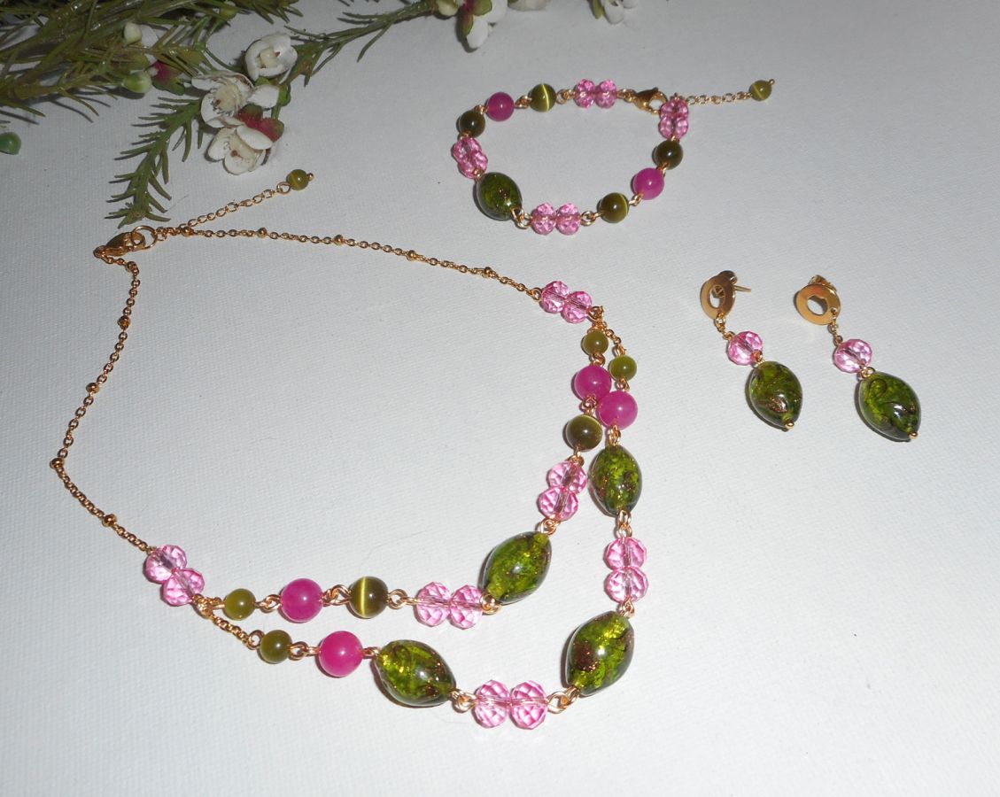 Murano glas en roze en groen kristal ketting aan stalen ketting