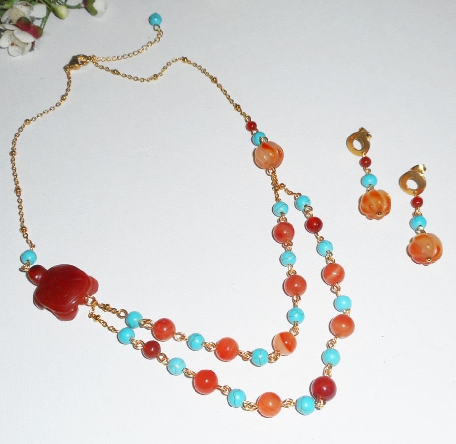 Schildpad ketting met carneool en turquoise stenen 