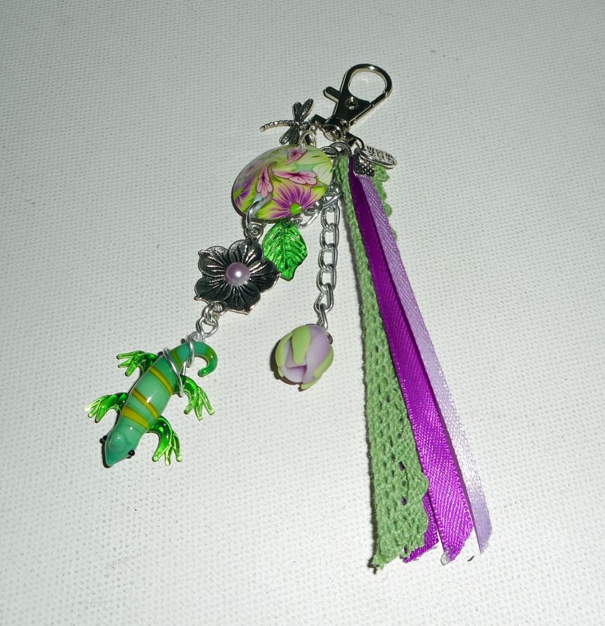 Glazen gekko sleutelhanger/tas sieraden met klei bloemen kralen en linten