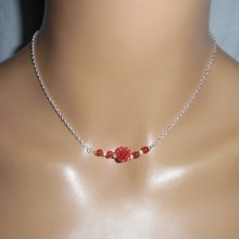 Roze halsketting met rode gorgon aan 925 zilveren ketting