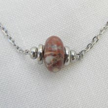 Solitaire ketting met bruine ronde jaspissteen en roestvrijstalen kralen