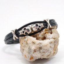 Herenarmband zwart leer meeraderig met dubbele doodskraal 